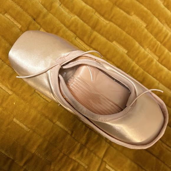 So Danca Pas D’Action pointe shoes - Picture 7 of 7